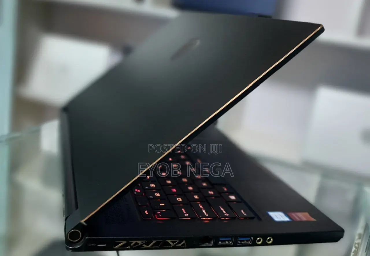 New Laptop MSI Stealth GS77 16GB Intel Core I7 SSD 512GB