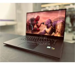 New Laptop Dell Precision 15 3520 16GB Intel Core I7 SSD 512GB