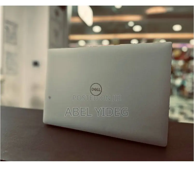 New Laptop Dell Precision 15 3520 16GB Intel Core I7 SSD 512GB