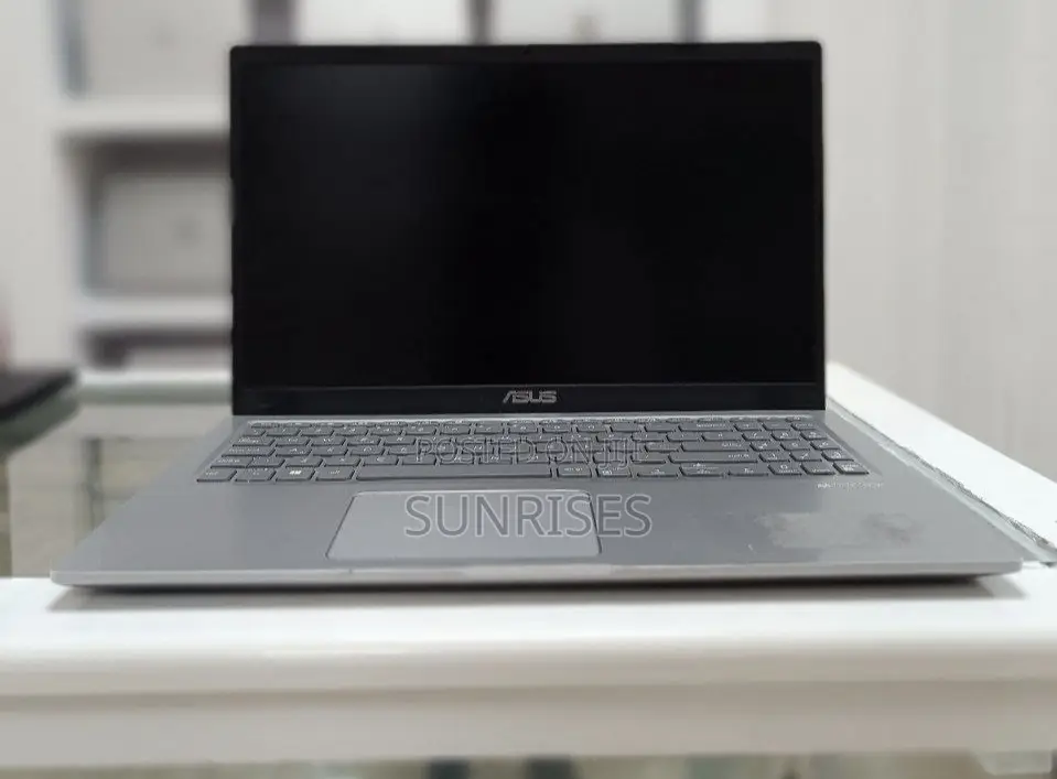 New Laptop Asus VivoBook 15 X505BA 8GB Intel Core I5 SSD 512GB