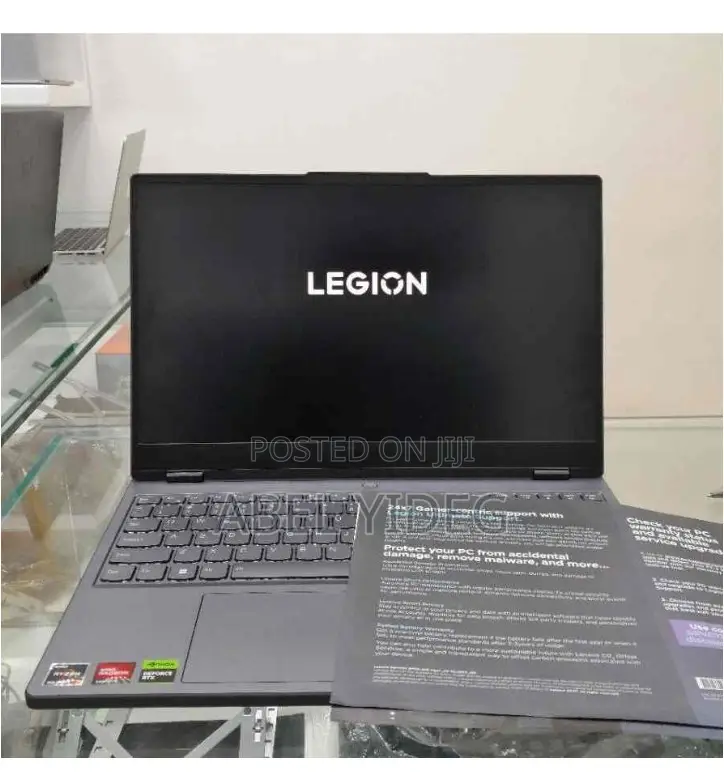 New Laptop Lenovo Legion 5 16GB AMD Ryzen 7 SSD 512GB