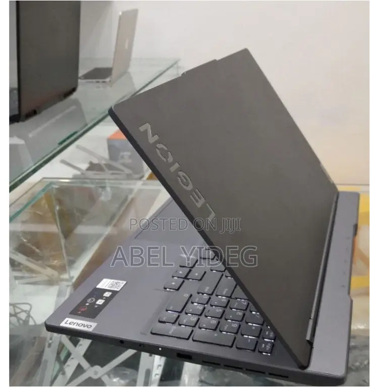 New Laptop Lenovo Legion 5 16GB AMD Ryzen 7 SSD 512GB