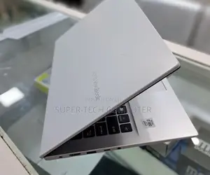 New Laptop Asus VivoBook 15 X505BA 8GB Intel Core I3 SSD 256GB