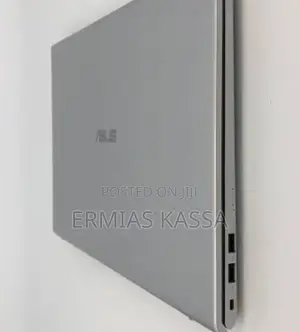 New Laptop Asus VivoBook 15 X505BA 8GB Intel Core i3 SSD 256GB