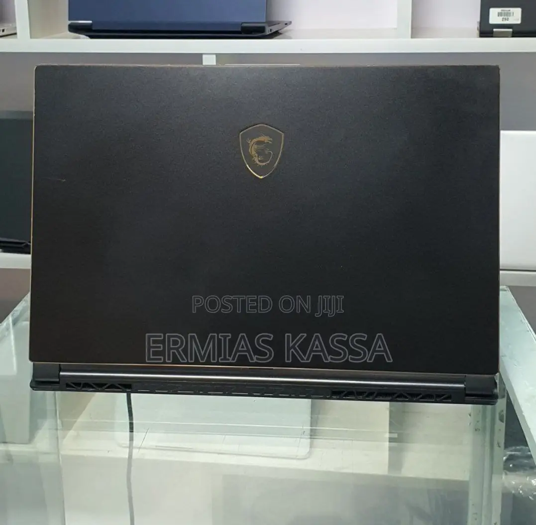 New Laptop MSI GP75 Leopard 16GB Intel Core I7 SSD 512GB