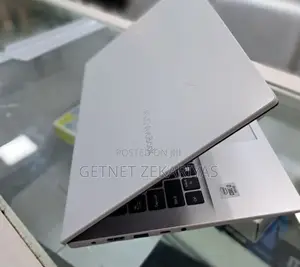 New Laptop Asus Vivobook E410M 8GB Intel Core I3 SSD 256GB