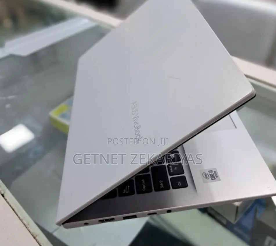 New Laptop Asus Vivobook E410M 8GB Intel Core I3 SSD 256GB