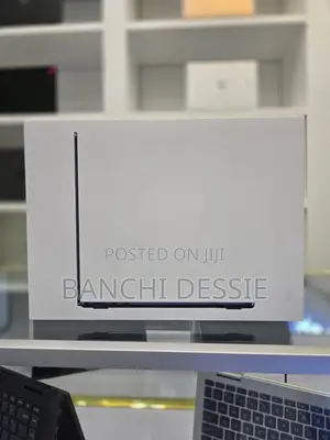 New Laptop Apple MacBook Air 2022 M2 8GB Apple M2 SSD 256GB