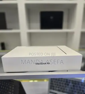 New Laptop Apple MacBook Air 2022 M2 8GB Apple M2 SSD 256GB