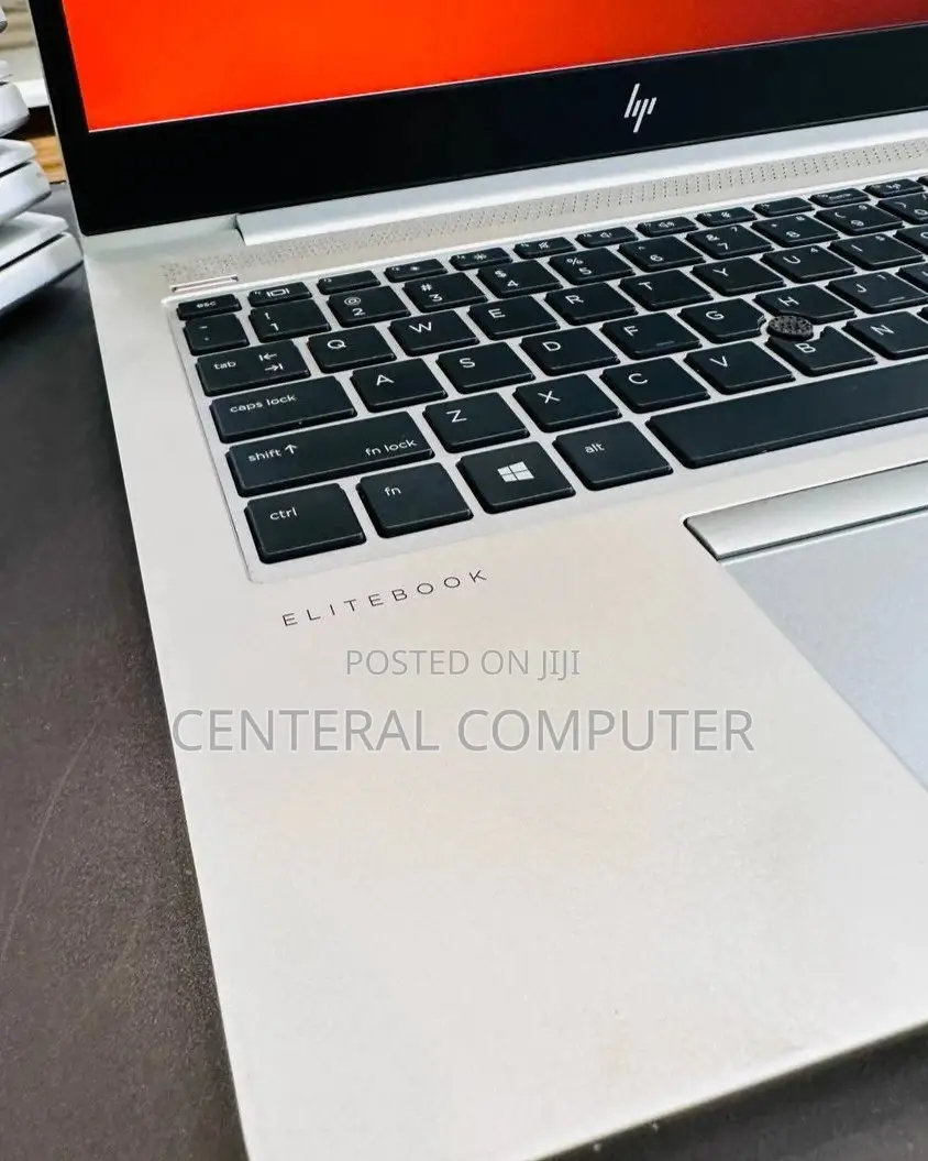 New Laptop HP Pavilion 11 16GB Intel Core I7 SSD 512GB