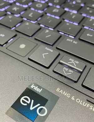 Photo - New Laptop HP Spectre X360 13 16GB Intel Core I5 SSD 512GB