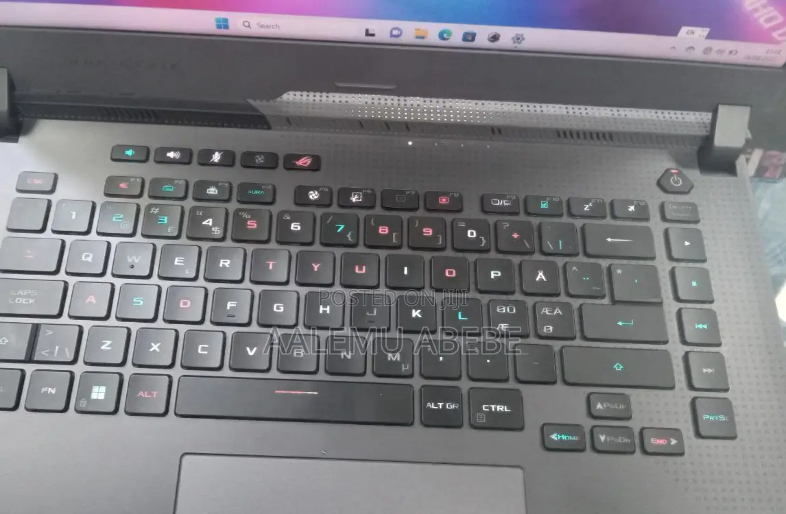 New Laptop Asus ROG Strix G15 16GB AMD Ryzen 7 SSD 1T