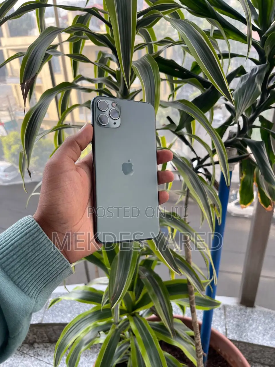New Apple iPhone 11 Pro Max 256 GB Silver