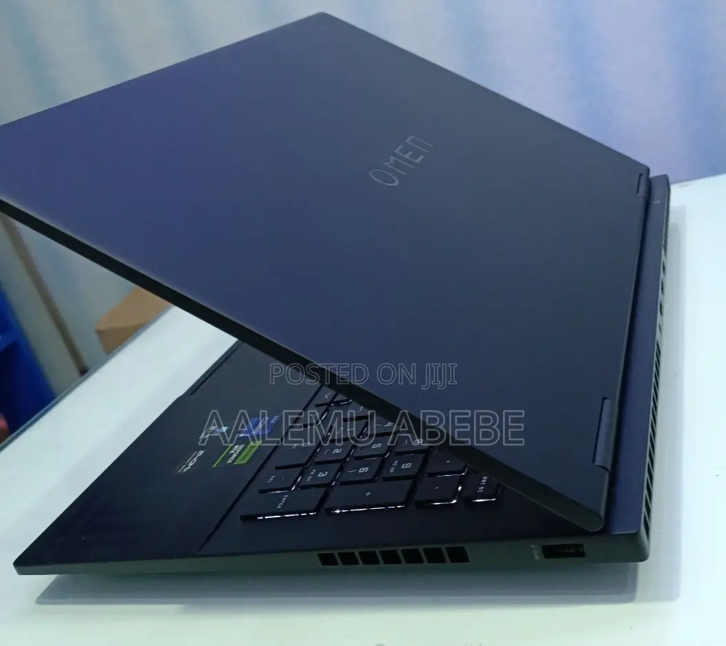 New Laptop HP Omen 16 16GB Intel Core I9 SSD 1T