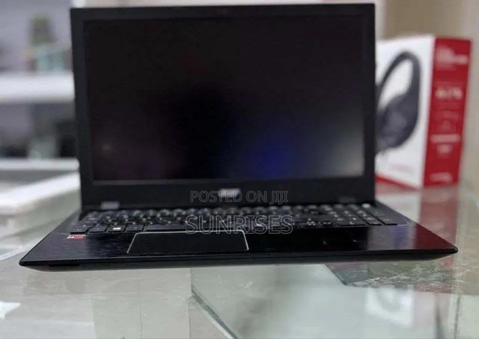 New Laptop Acer Aspire 3 4GB AMD A6 SSD 500GB