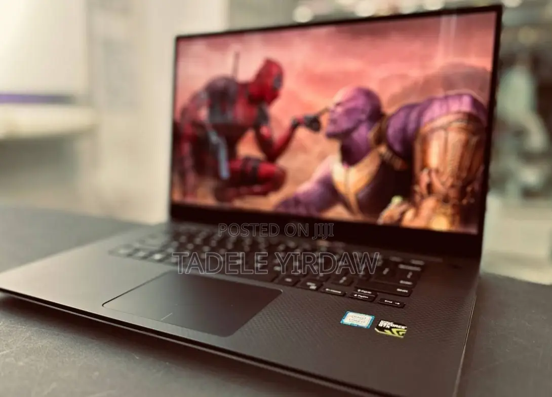 New Laptop Dell Precision 15 3520 16GB Intel Core I7 SSD 512GB