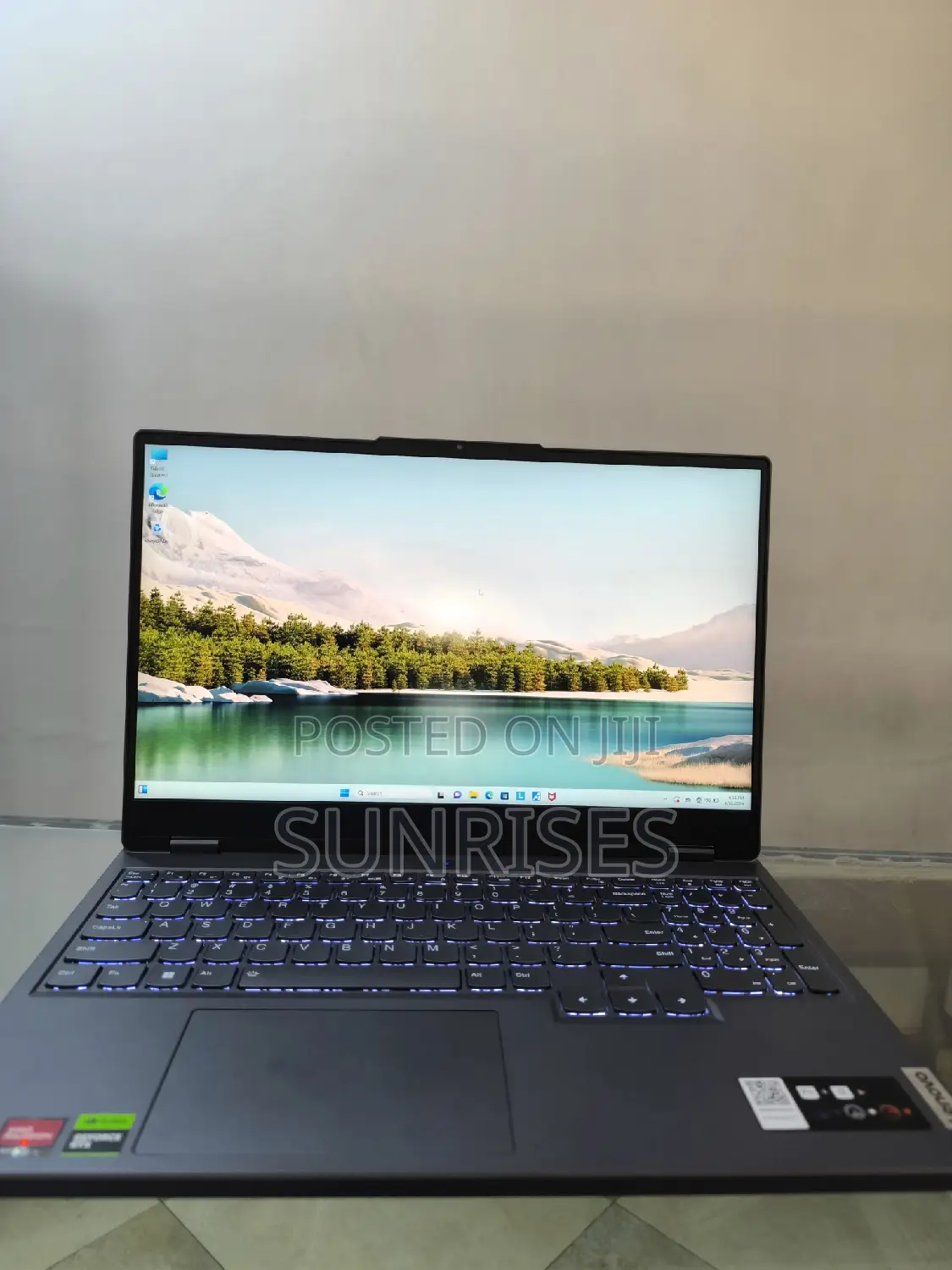 New Laptop Lenovo Legion 5 16GB AMD Ryzen 7 SSD 512GB