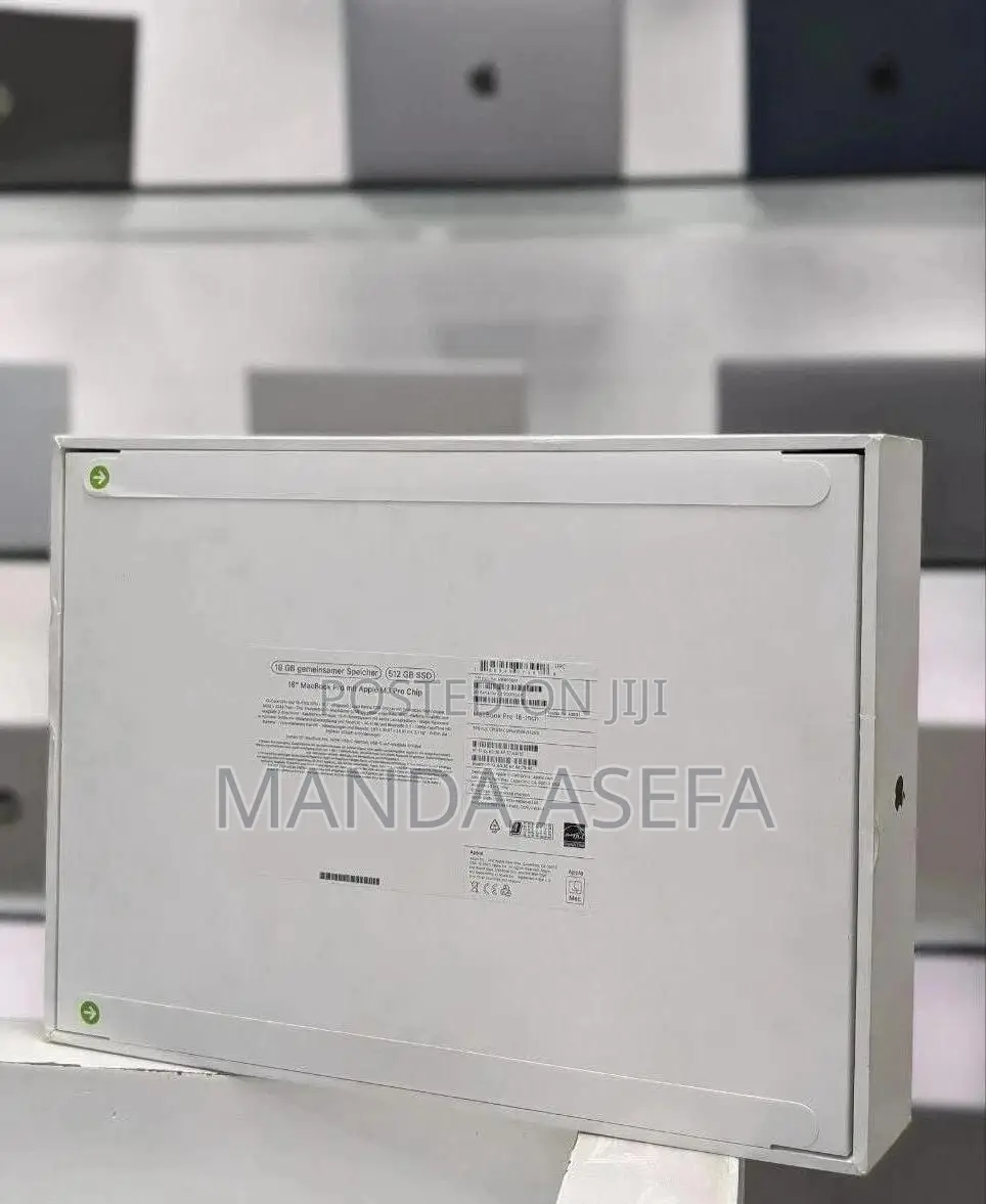 New Laptop Apple MacBook Pro 18GB Apple M3 SSD 512GB