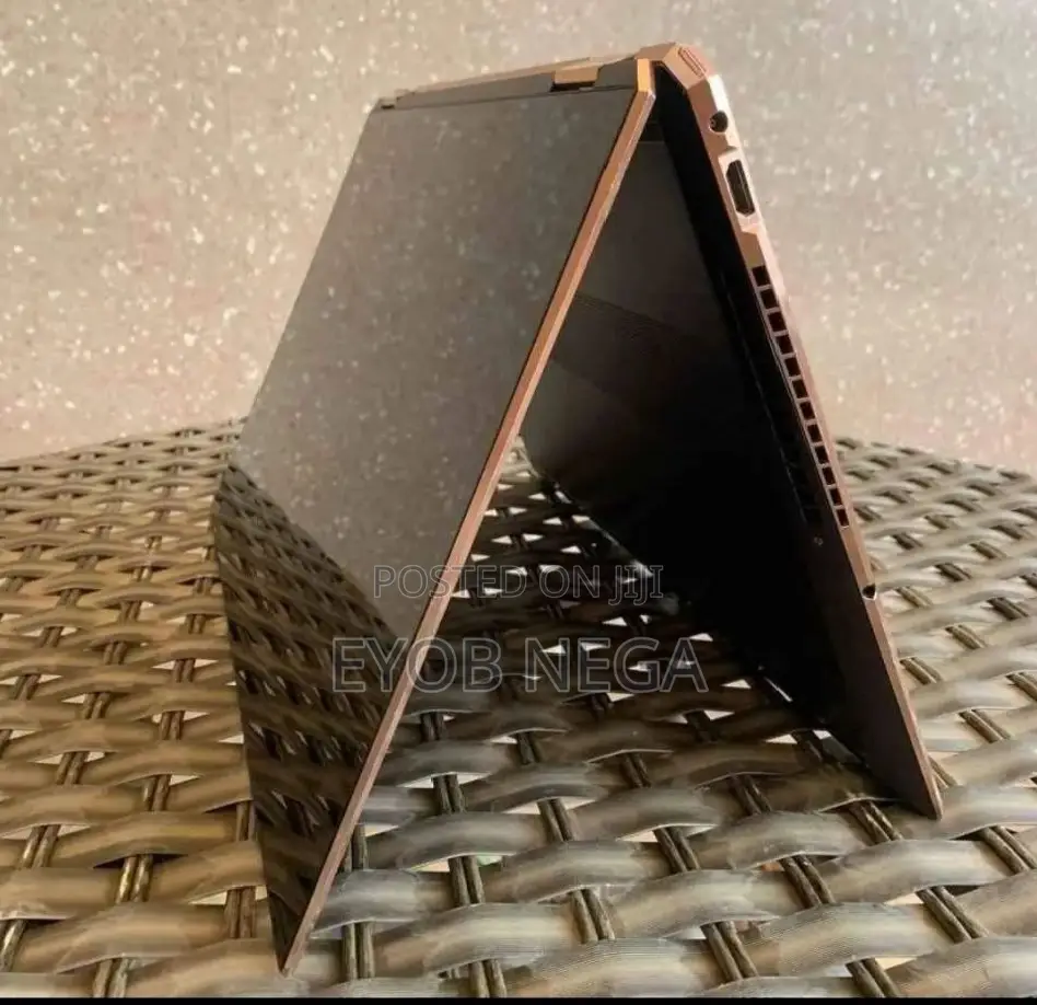 New Laptop HP Spectre 16GB Intel Core I7 SSD 512GB