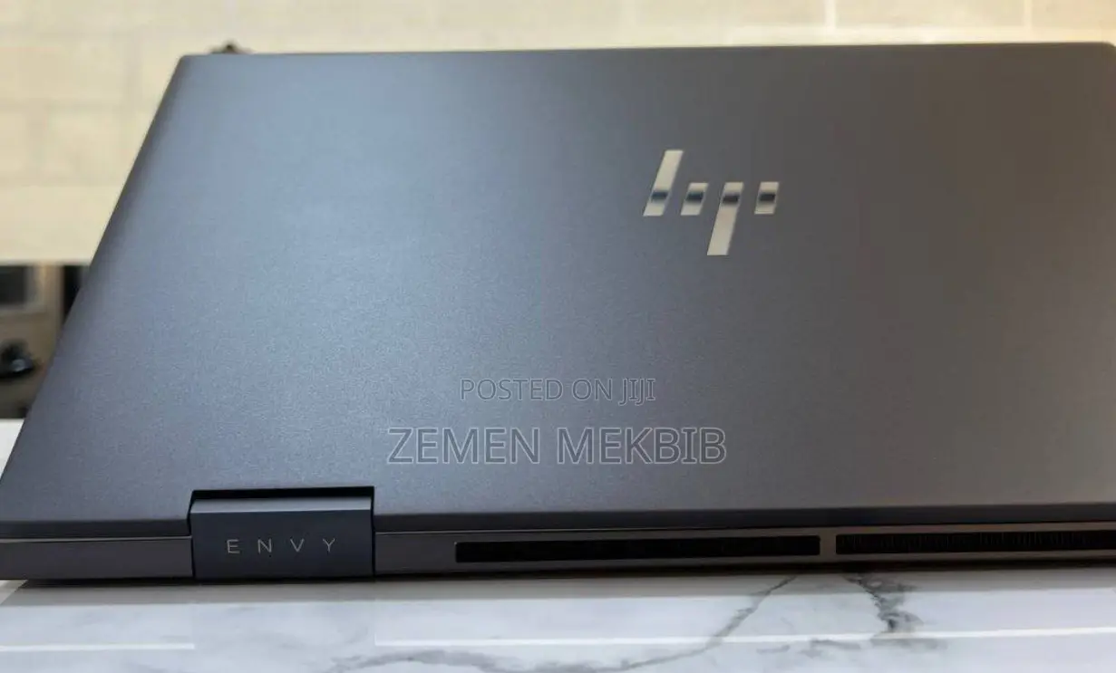New Laptop HP Envy X360 16GB AMD Ryzen 7 SSD 512GB