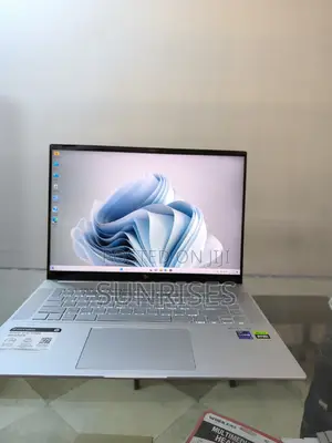 New Laptop HP Envy Pro 32GB Intel Core I9 SSD 2T