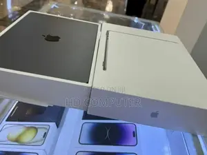 New Laptop Apple MacBook Air 2022 M2 8GB Intel Core I7 SSD 256GB