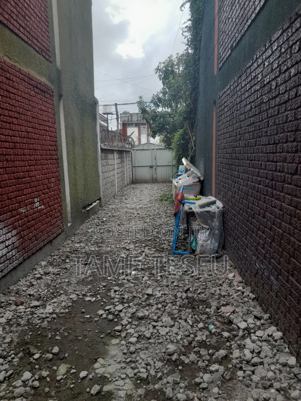 Furnished 4bdrm House in Bolemedanialem for sale