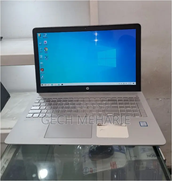 New Laptop HP Pavilion 15 12GB Intel Core I5 SSD 256GB
