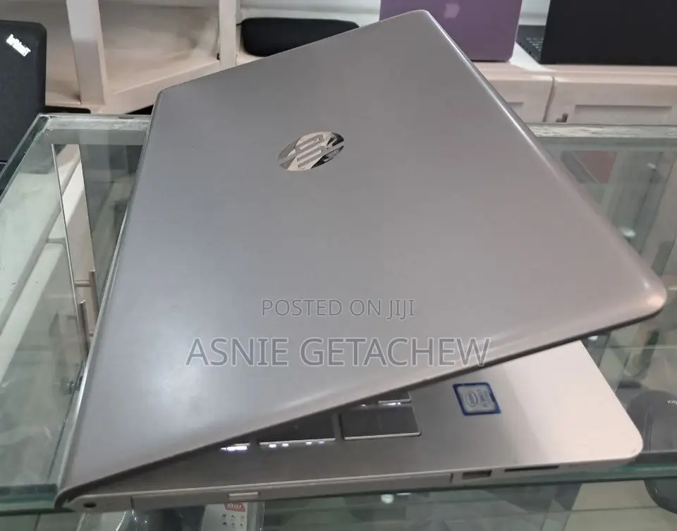 New Laptop HP Pavilion 15 8GB Intel Core I5 SSD 256GB