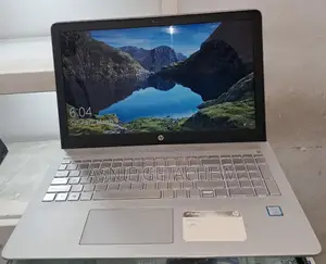 New Laptop HP Pavilion 15 8GB Intel Core I5 SSD 256GB