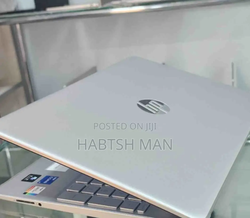 New Laptop HP Stream Notebook 16GB Intel Core i7 SSD 1T