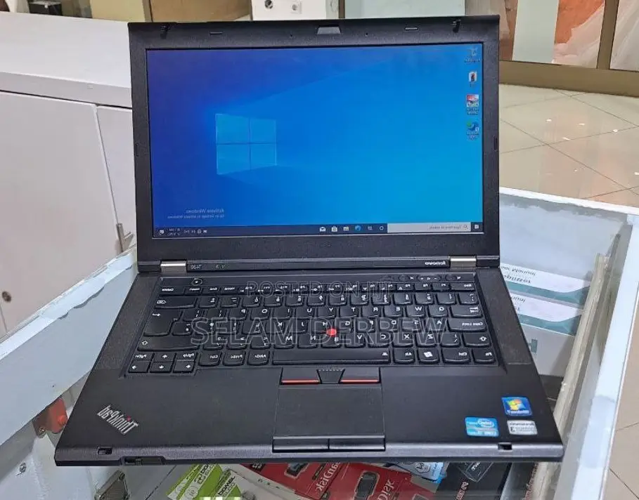 Laptop Lenovo ThinkPad T430 4GB Intel Core I5 HDD 500GB