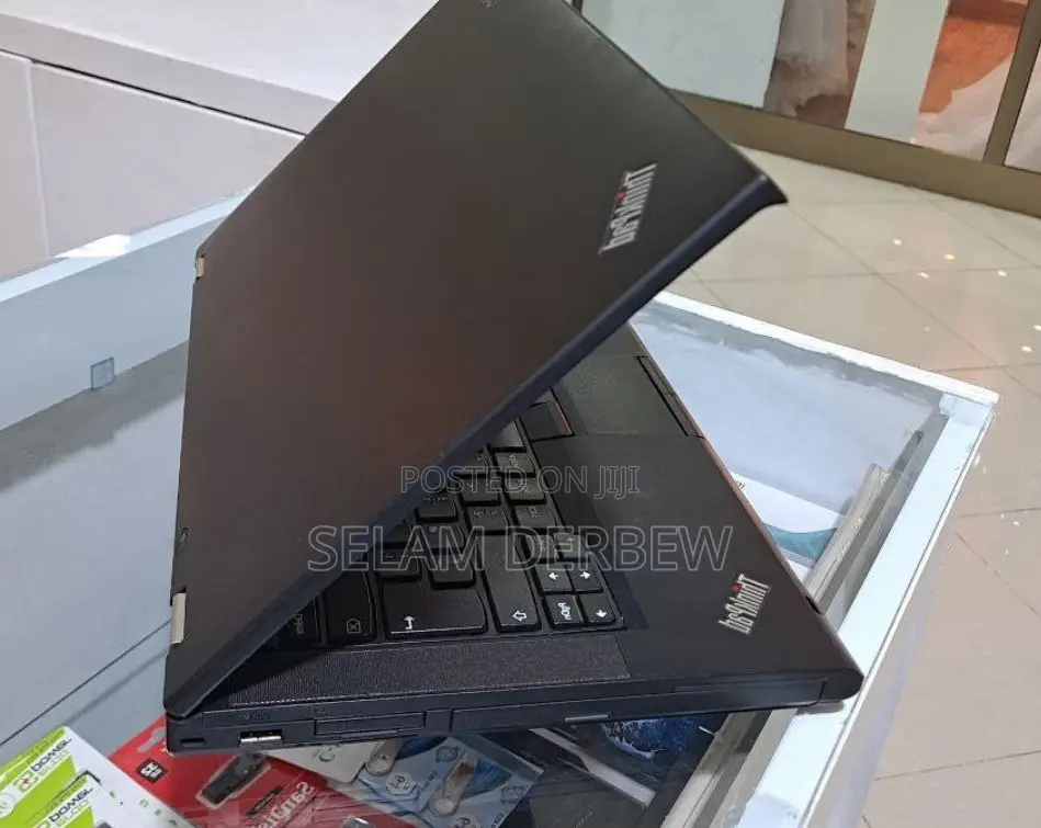 Laptop Lenovo ThinkPad T430 4GB Intel Core I5 HDD 500GB