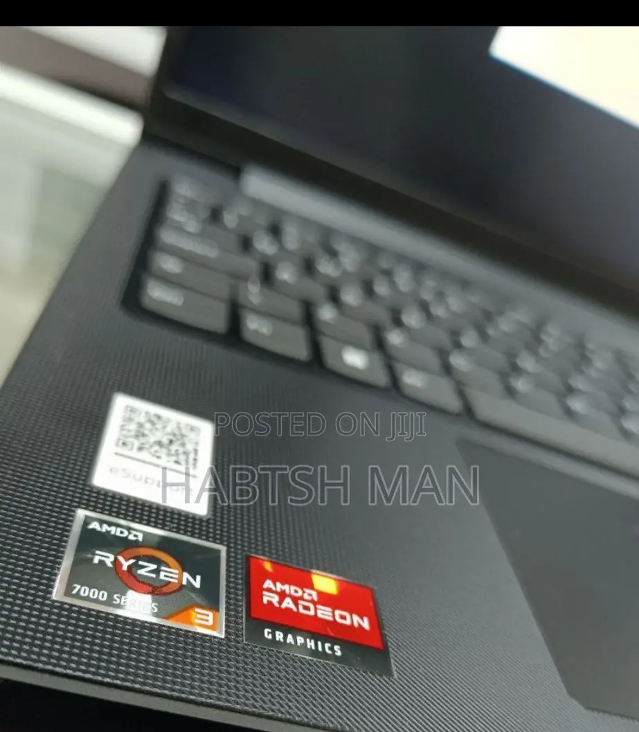 New Laptop Lenovo Ideapad 3 8GB AMD Ryzen 3 SSD 256GB