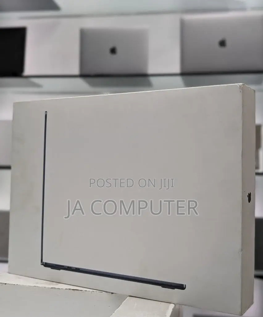 New Laptop Apple MacBook Air 2022 M2 8GB Intel Core I5 SSD 512GB