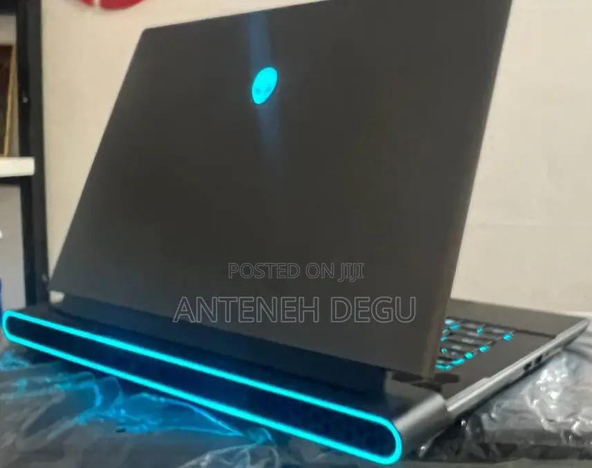New Laptop Dell Alienware 15 R3 16GB Intel Core I7 SSD 1T