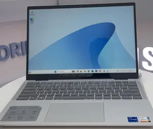 New Laptop Dell Inspiron 15 16GB Intel Core I7 SSD 1T