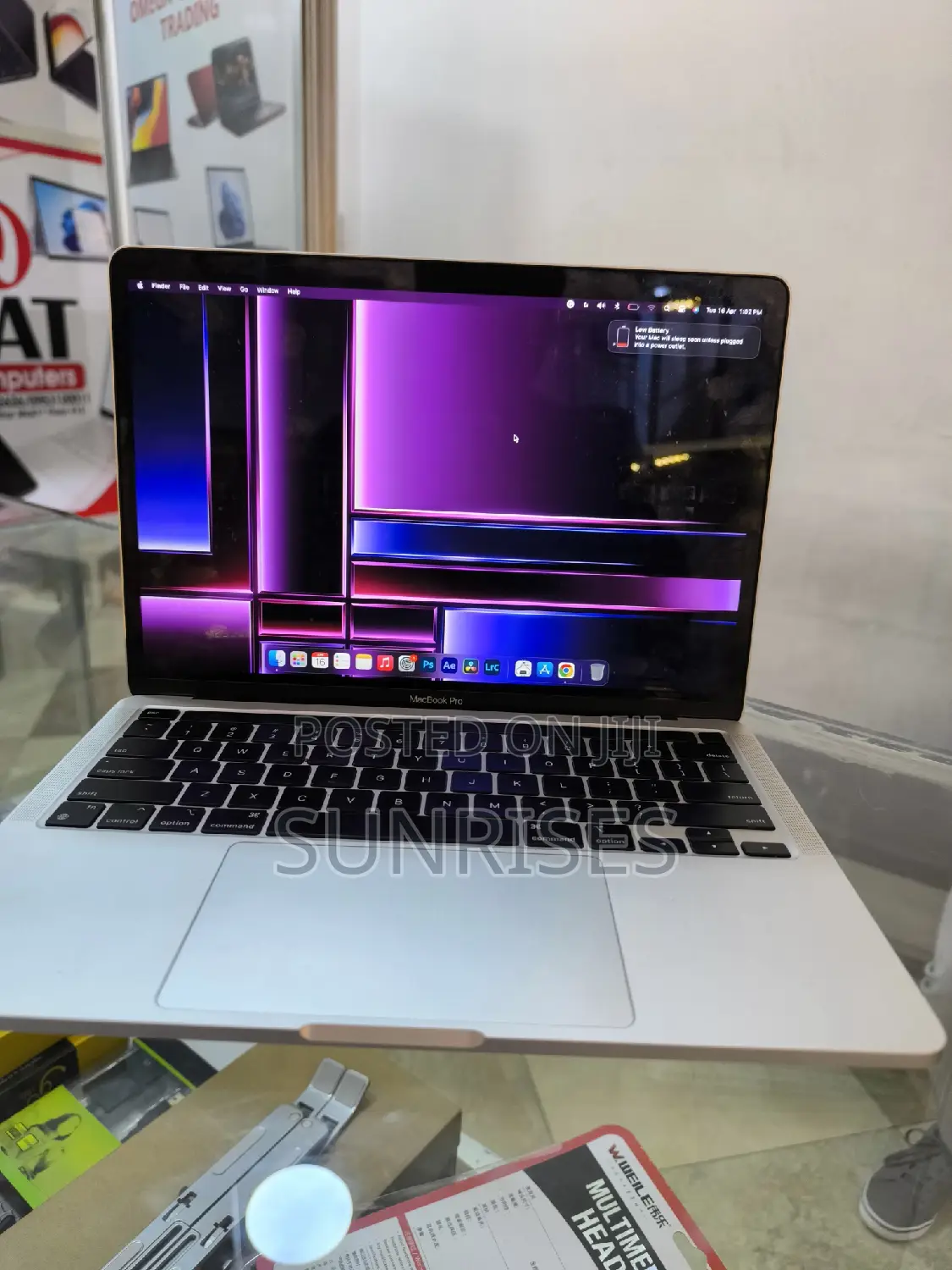 New Laptop Apple MacBook Pro M1 8GB Apple M1 Pro SSD 256GB