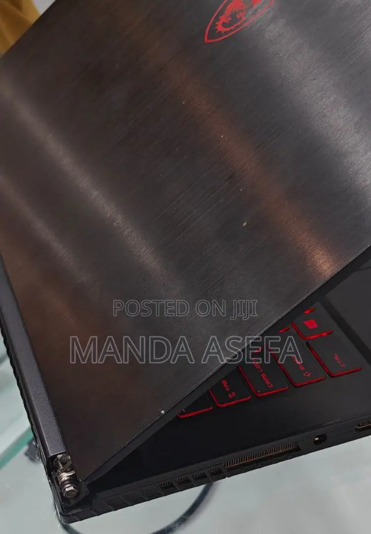 New Laptop MSI 16GB Intel Core I7 SSD 512GB