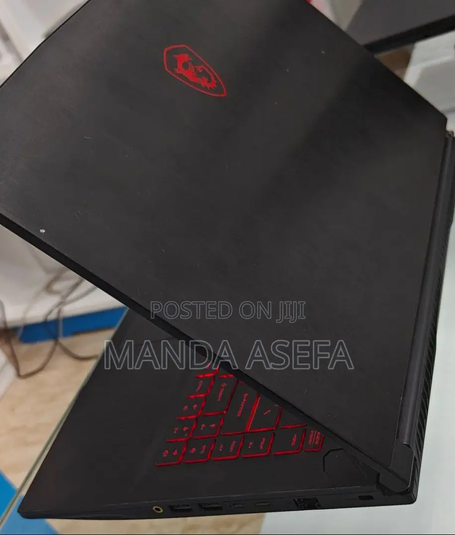 New Laptop MSI 16GB Intel Core I7 SSD 512GB