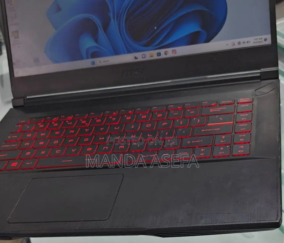 New Laptop MSI 16GB Intel Core I7 SSD 512GB