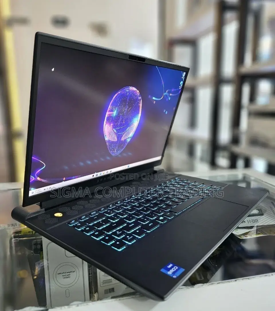 New Laptop Alienware Area-51m 16GB Intel Core I7 SSD 1T