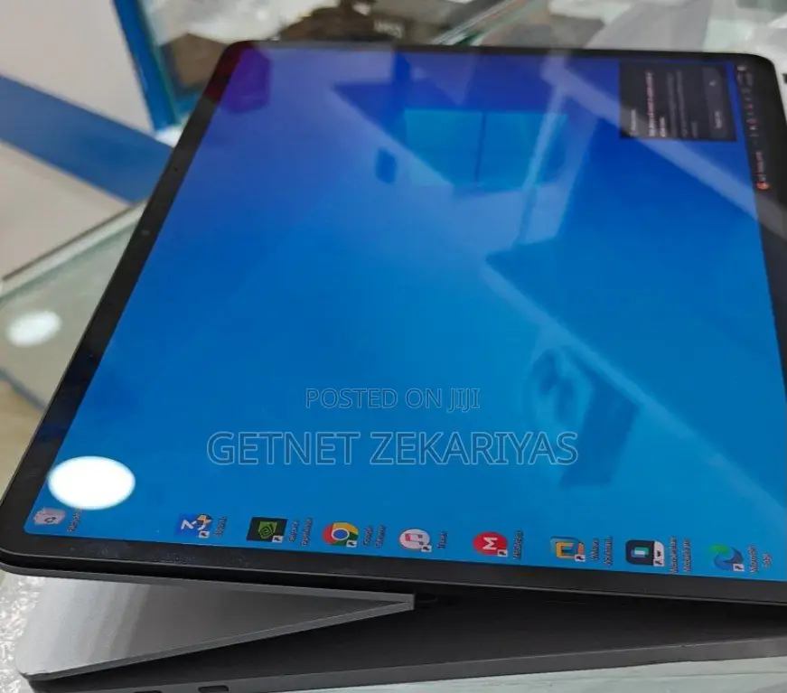 New Laptop Microsoft Surface Pro 9 16GB Intel Core I7 SSD 1T