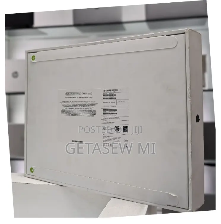 New Laptop Apple MacBook Air 2022 M2 8GB Apple M2 SSD 512GB