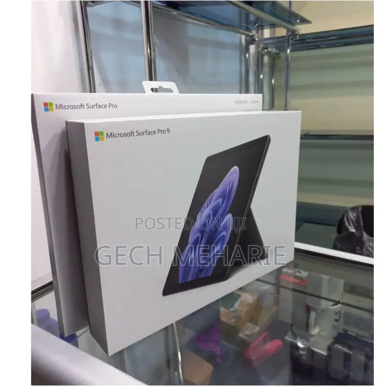 New Laptop Microsoft Surface Pro 9 8GB Intel Core I7 SSD 256GB