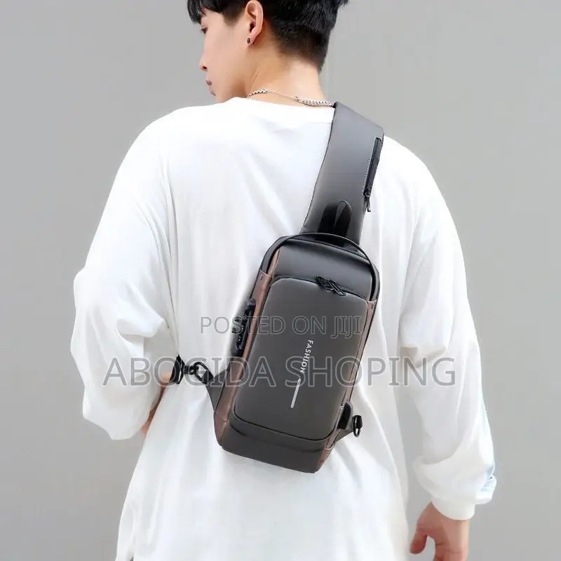 Multifunction Crossbody Bag