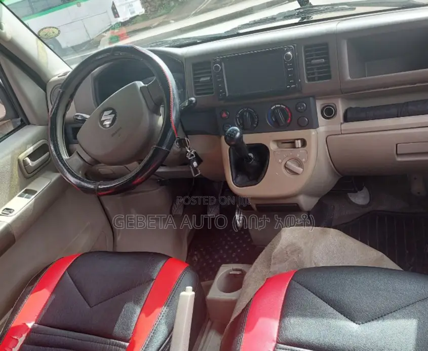 Suzuki Every Wagon 2012 Silver