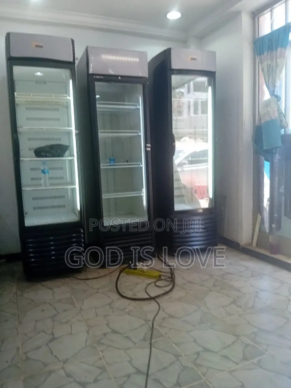 የሚሸጡ ማሽኖች 
Linkrich Grill 70000birr
Display