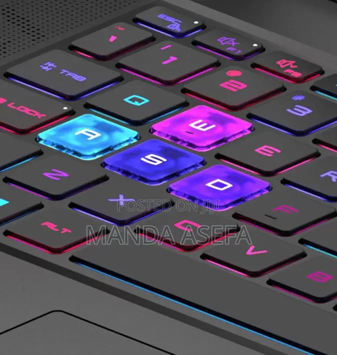 New Laptop MSI Raider GE76 12UGS 32GB Intel Core I9 SSD 2T