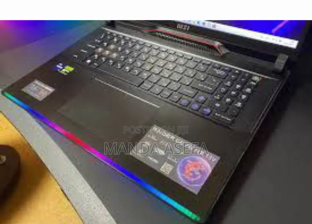 New Laptop MSI Raider GE76 12UGS 32GB Intel Core I9 SSD 2T
